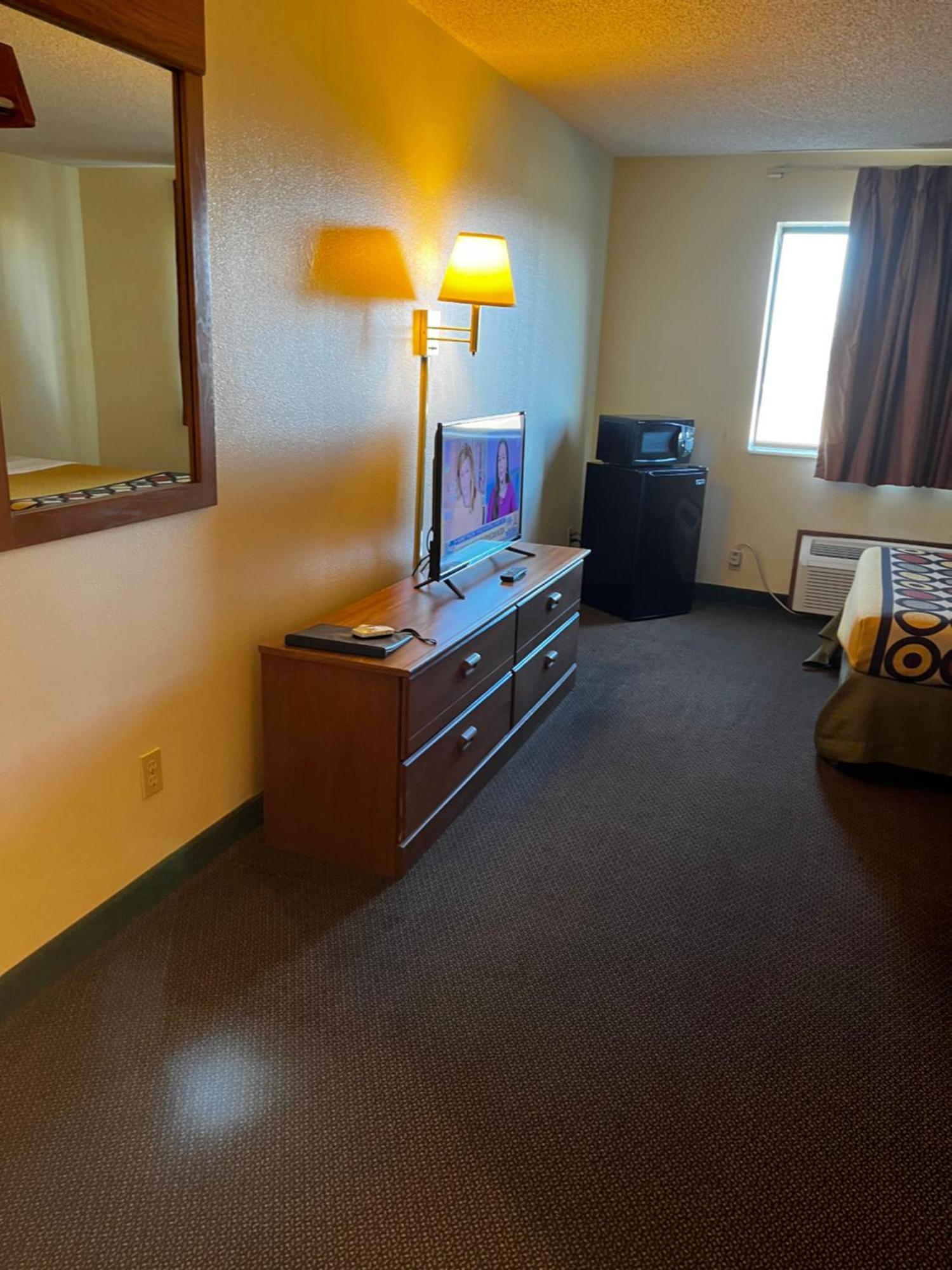 Super 8 Hotel Smithville Ngoại thất bức ảnh