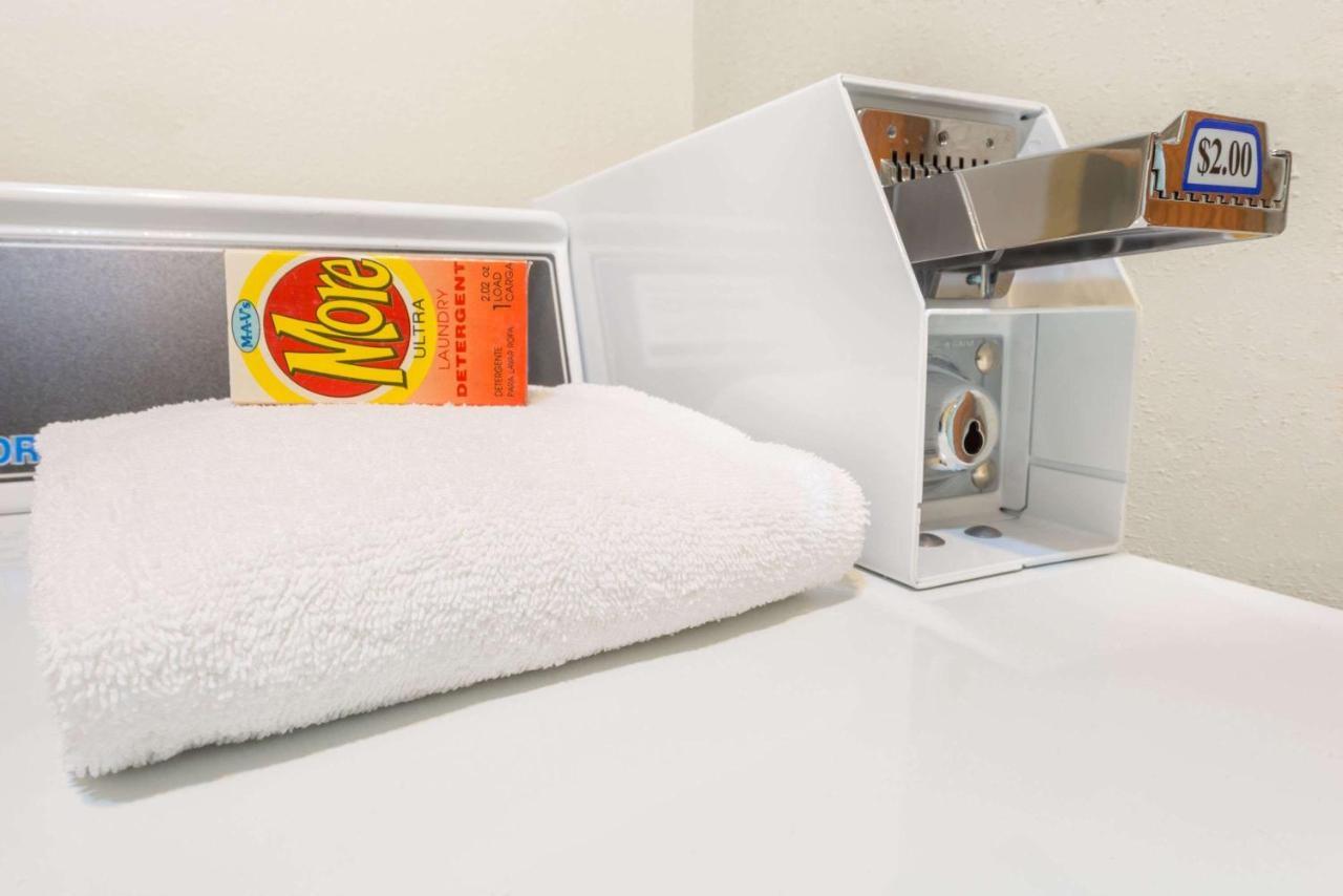 Super 8 Hotel Smithville Ngoại thất bức ảnh